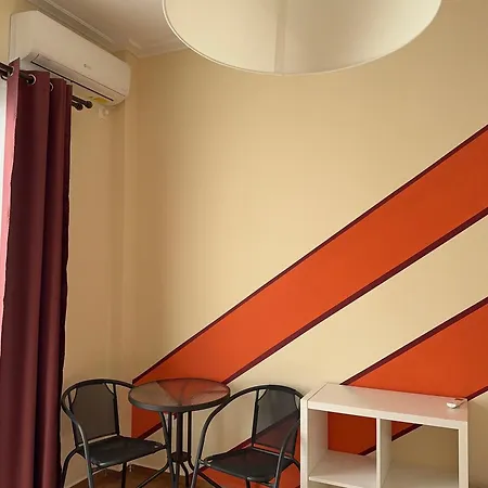 Petaluda House 5 * Ateny