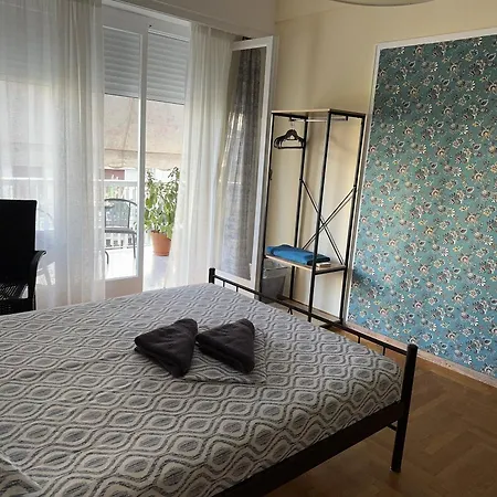 Petaluda House 5 Nocleg ze śniadaniem *